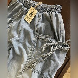 Easel Chambray Boho Balloon Joggers